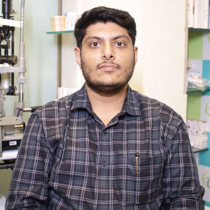 Dr. Rishit D Shah  - Eye specialist In Mumbai